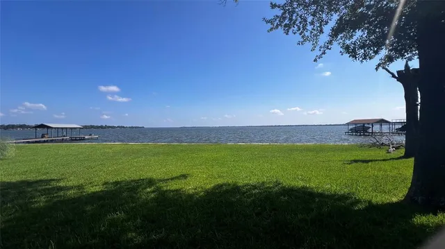 $1,200,000 | 161 Palisade Drive, Mabank, TX 75156