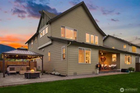 $1,399,000 | 1796 Canyon Avenue Southeast, North Bend, WA 98045