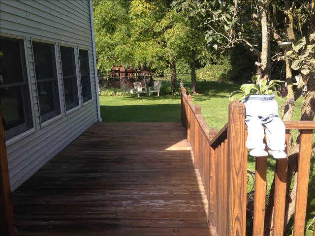 2015 Sandy Creek Road Monroe, MI 48162 - Photo 18 of 19 20421287-17.JPG