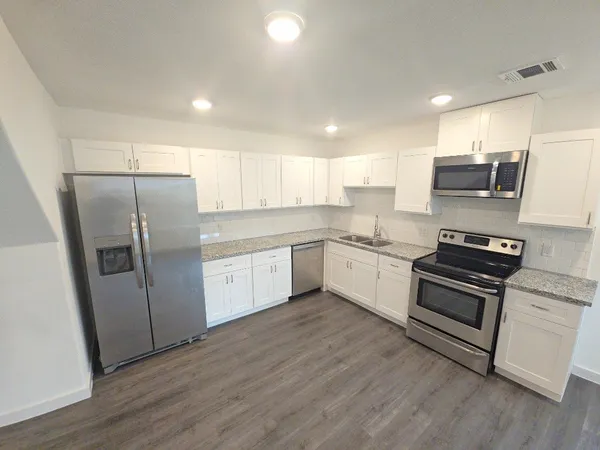 $1,399 | 6315 Sandra Street, Unit A, Houston, TX 77028