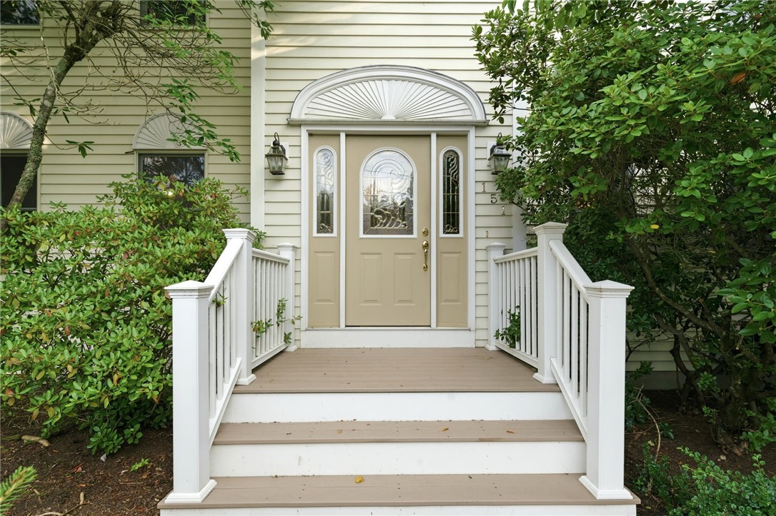 151 Rome Drive Cranston, RI 02921 - Photo 3 of 50
