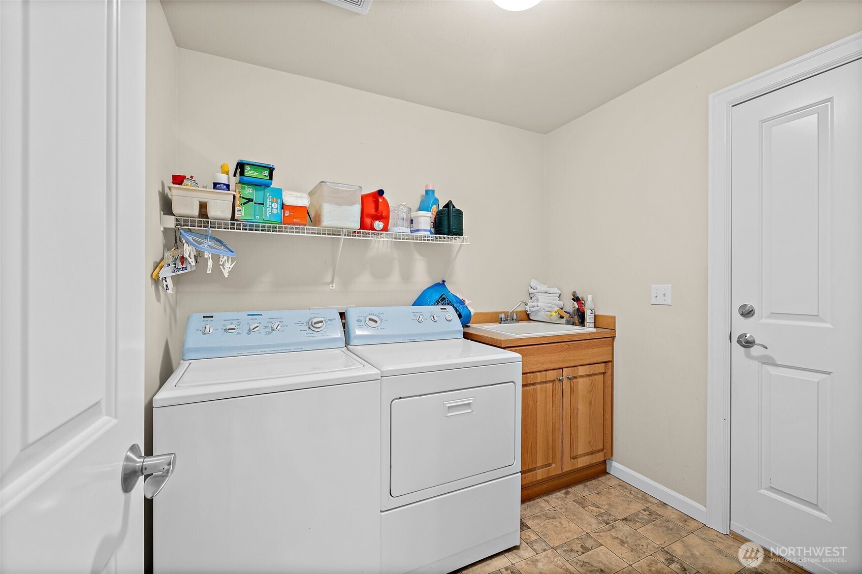 16616 Southeast 165th Way Renton, WA 98058 - Photo 17 of 28