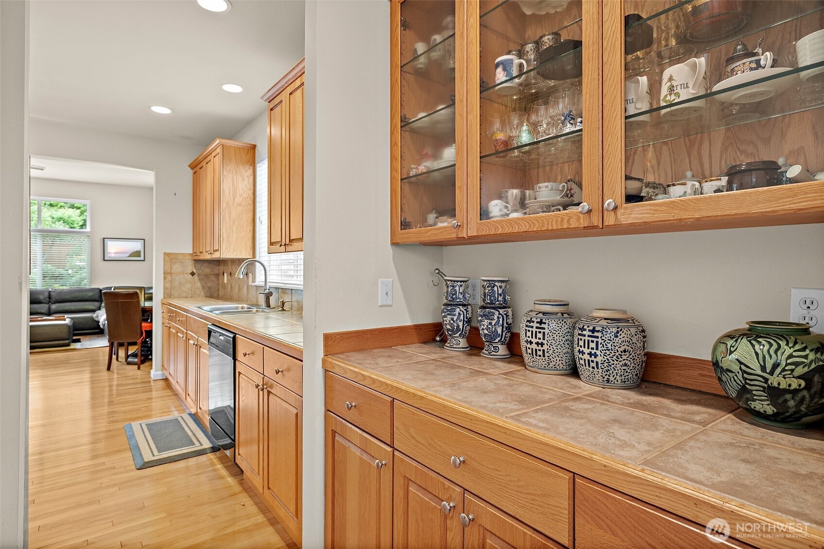 16616 Southeast 165th Way Renton, WA 98058 - Photo 9 of 28