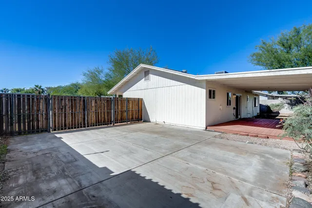$370,000 | 529 North 95th Street, Mesa, AZ 85207