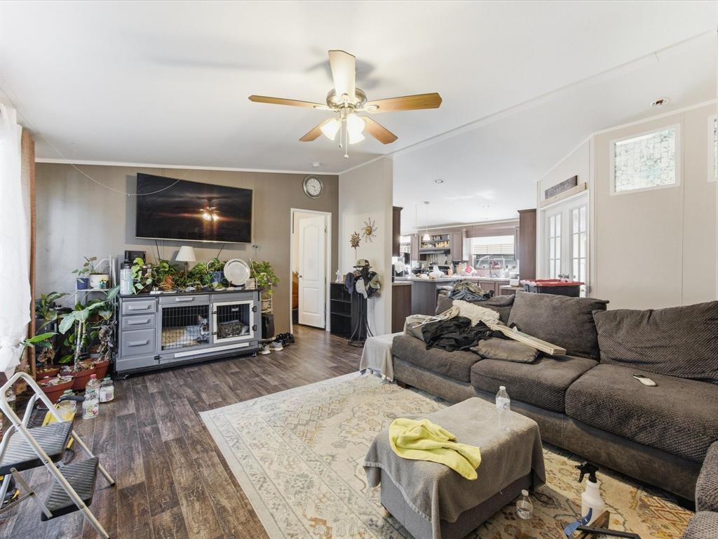 353 R&R Drive Springtown, TX 76082 - Photo 16 of 25