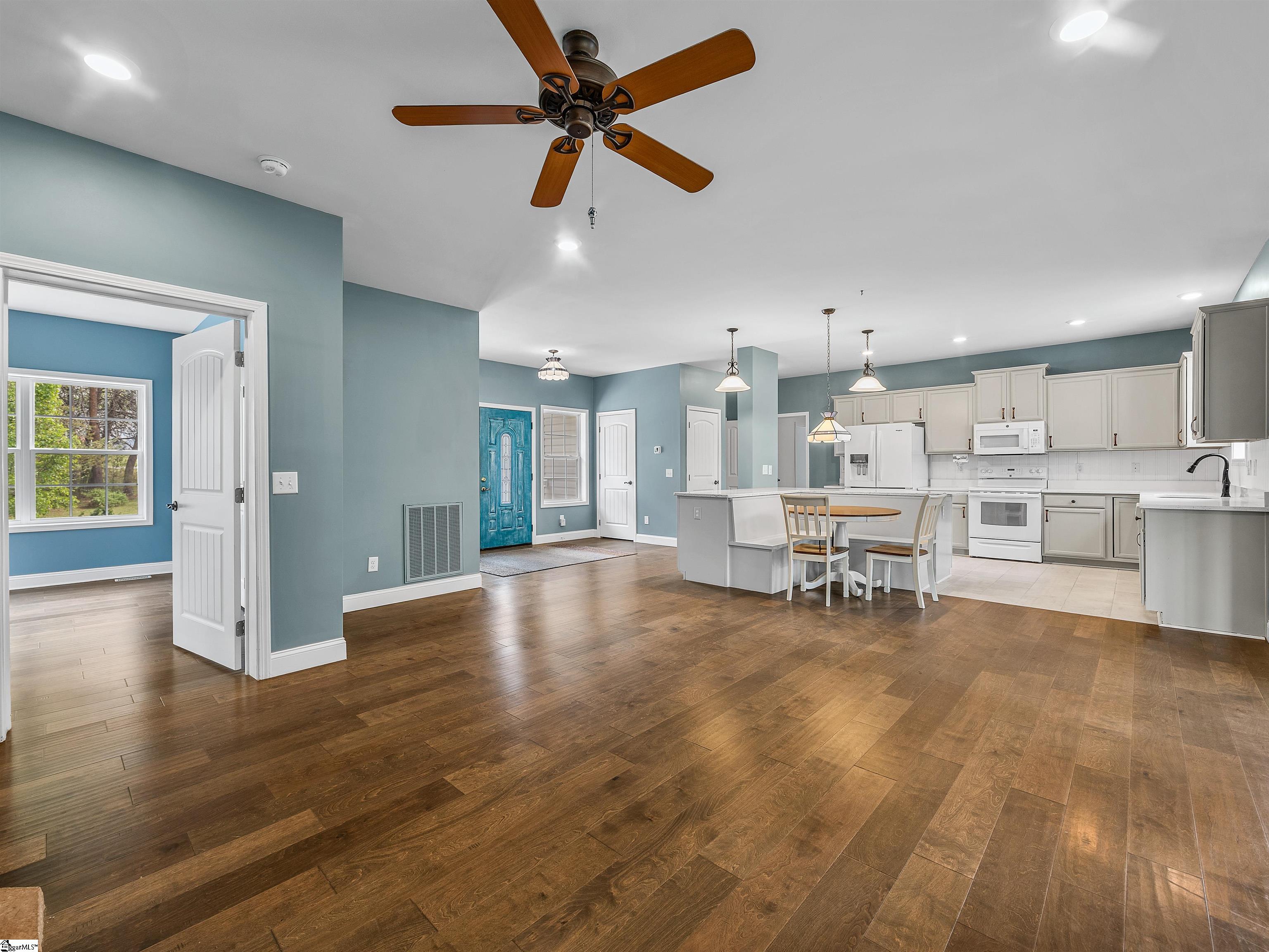 2500 South Blackstock Road Landrum, SC 29356 - Photo 13 of 49