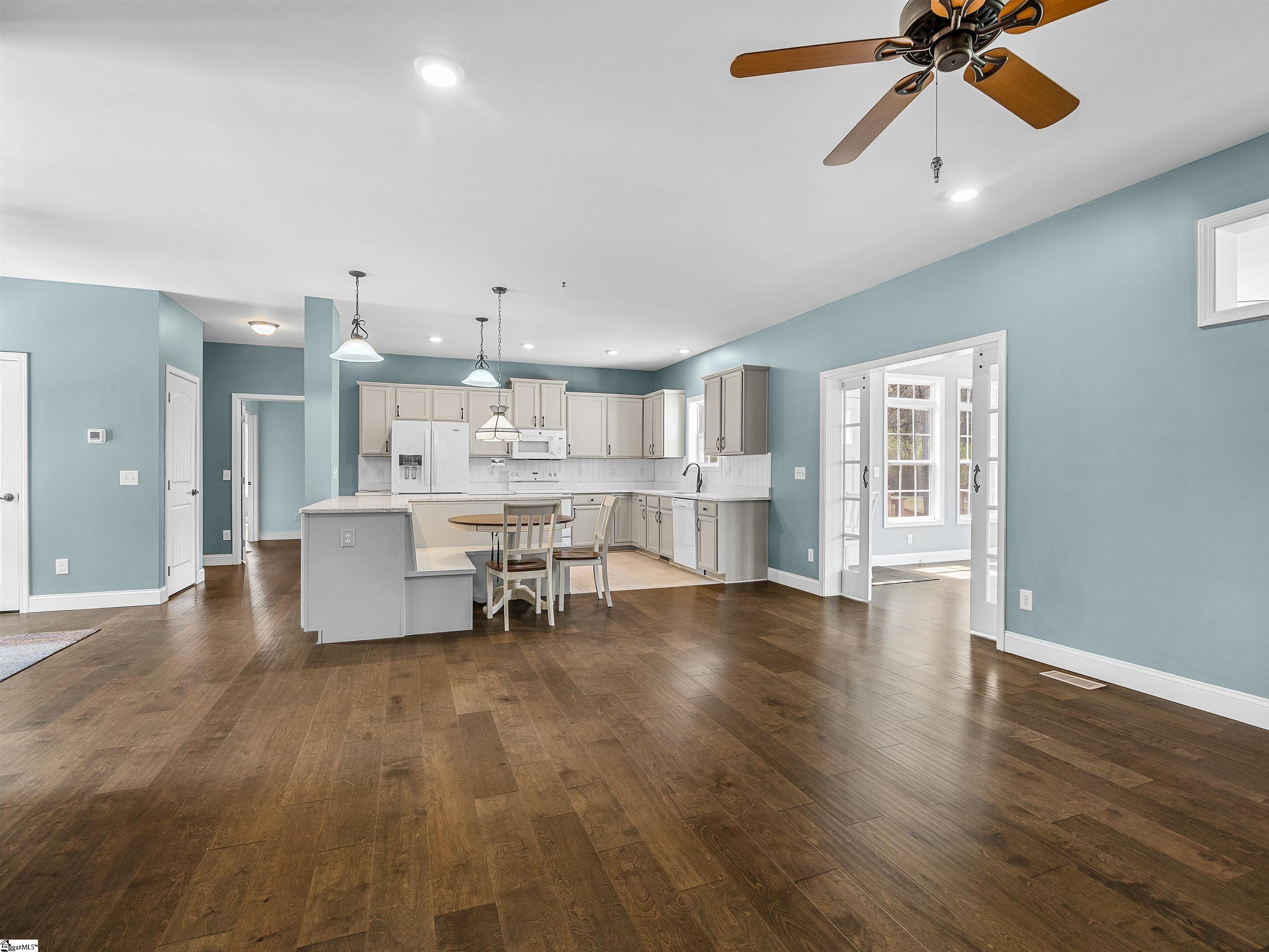 2500 South Blackstock Road Landrum, SC 29356 - Photo 15 of 49