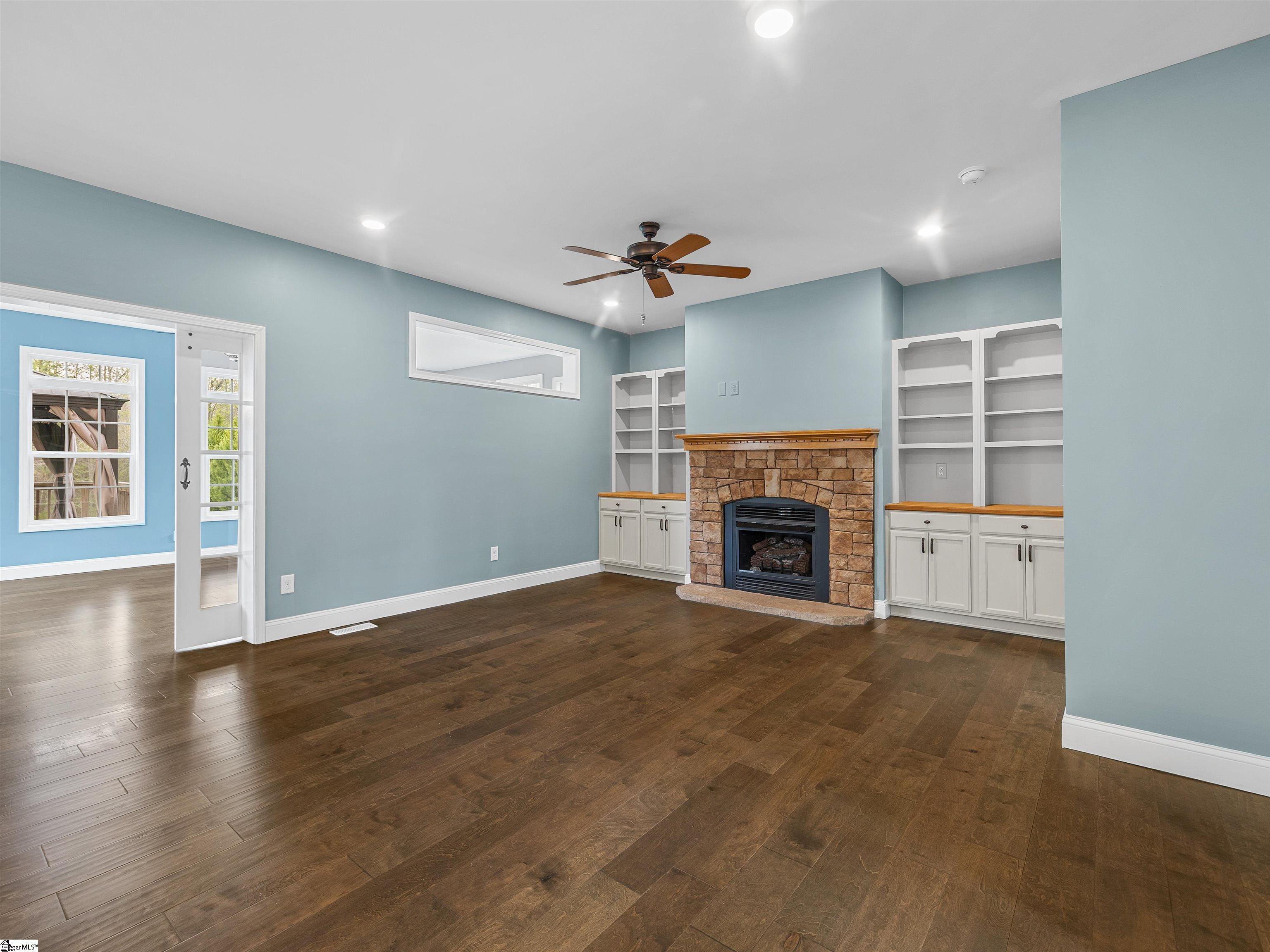 2500 South Blackstock Road Landrum, SC 29356 - Photo 16 of 49