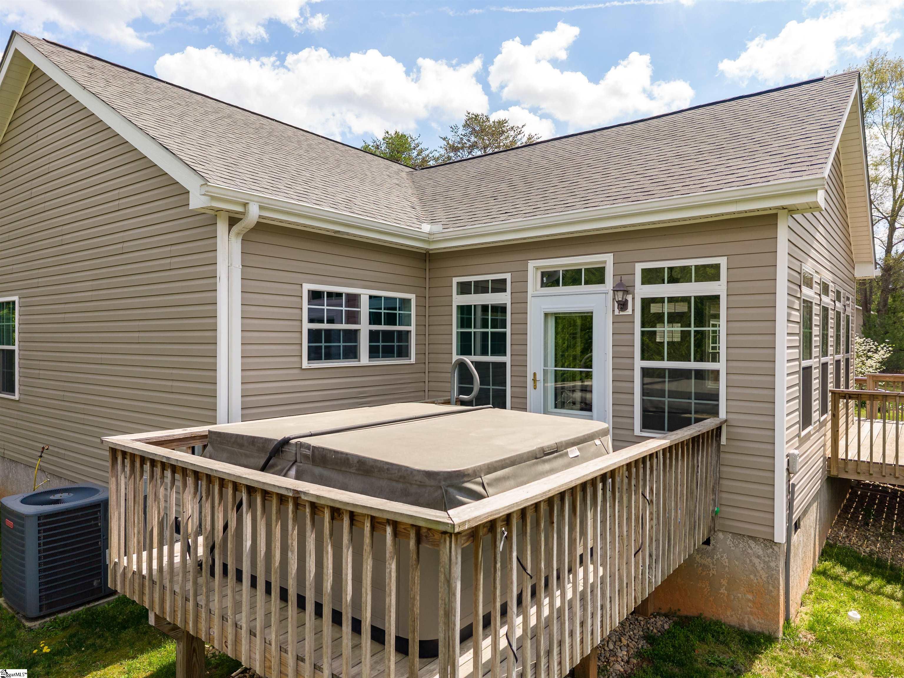 2500 South Blackstock Road Landrum, SC 29356 - Photo 10 of 49