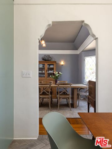 a view of a livingroom and dining room