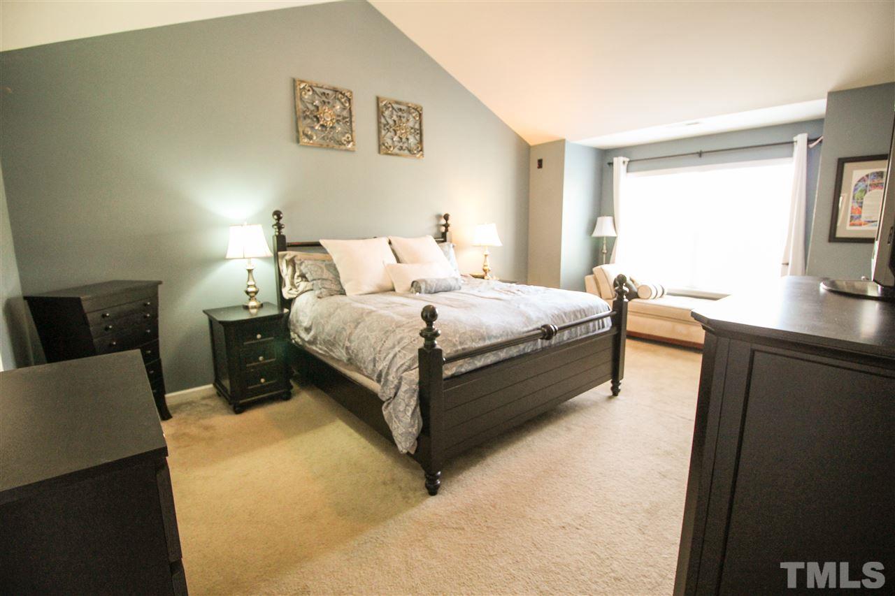 101 Riley Oaks Lane Apex, NC 27539 - Photo 12 of 25 Gallery Image 12