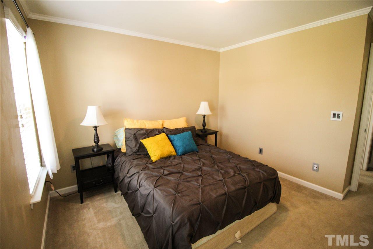 101 Riley Oaks Lane Apex, NC 27539 - Photo 19 of 25 Gallery Image 19