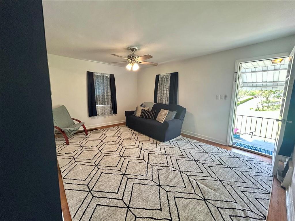 1133 Venetia Road Eighty Four, PA 15330 - Photo 6 of 26 a living room with furniture and a flat screen tv