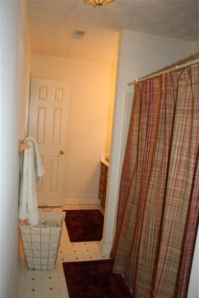174 Ridge Runner Road Lancaster, KY 40444 - Photo 15 of 18 second floor bath