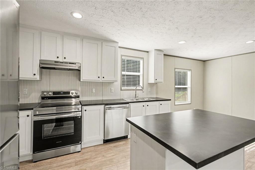540 Cecil Road Lexington, NC 27295 - Photo 15 of 25