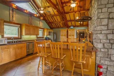 $2,936,000 | 521 Coop Road, Bell Buckle, TN 37020