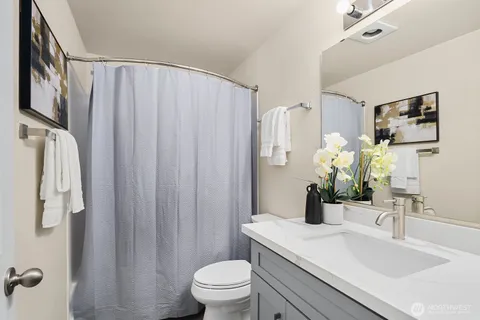 $518,000 | 3809 131st Lane Southeast, Unit J2, Bellevue, WA 98006