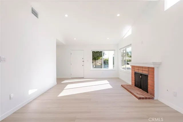 $3,750 | 9551 Gierson Avenue, Chatsworth, CA 91311