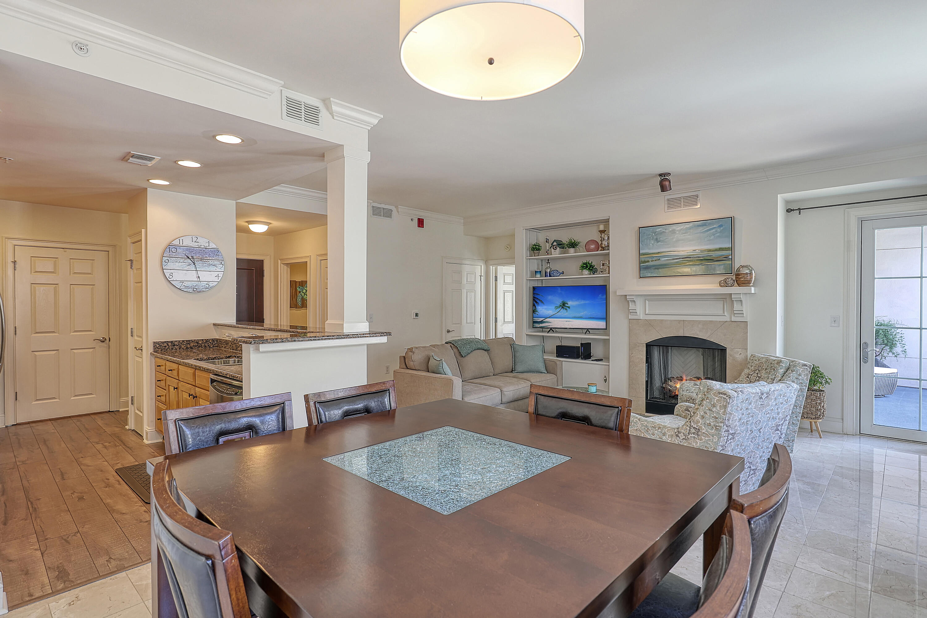 498 Albemarle Road, Unit 315 Charleston, SC 29407 - Photo 11 of 38 Condo comes fully furnished!