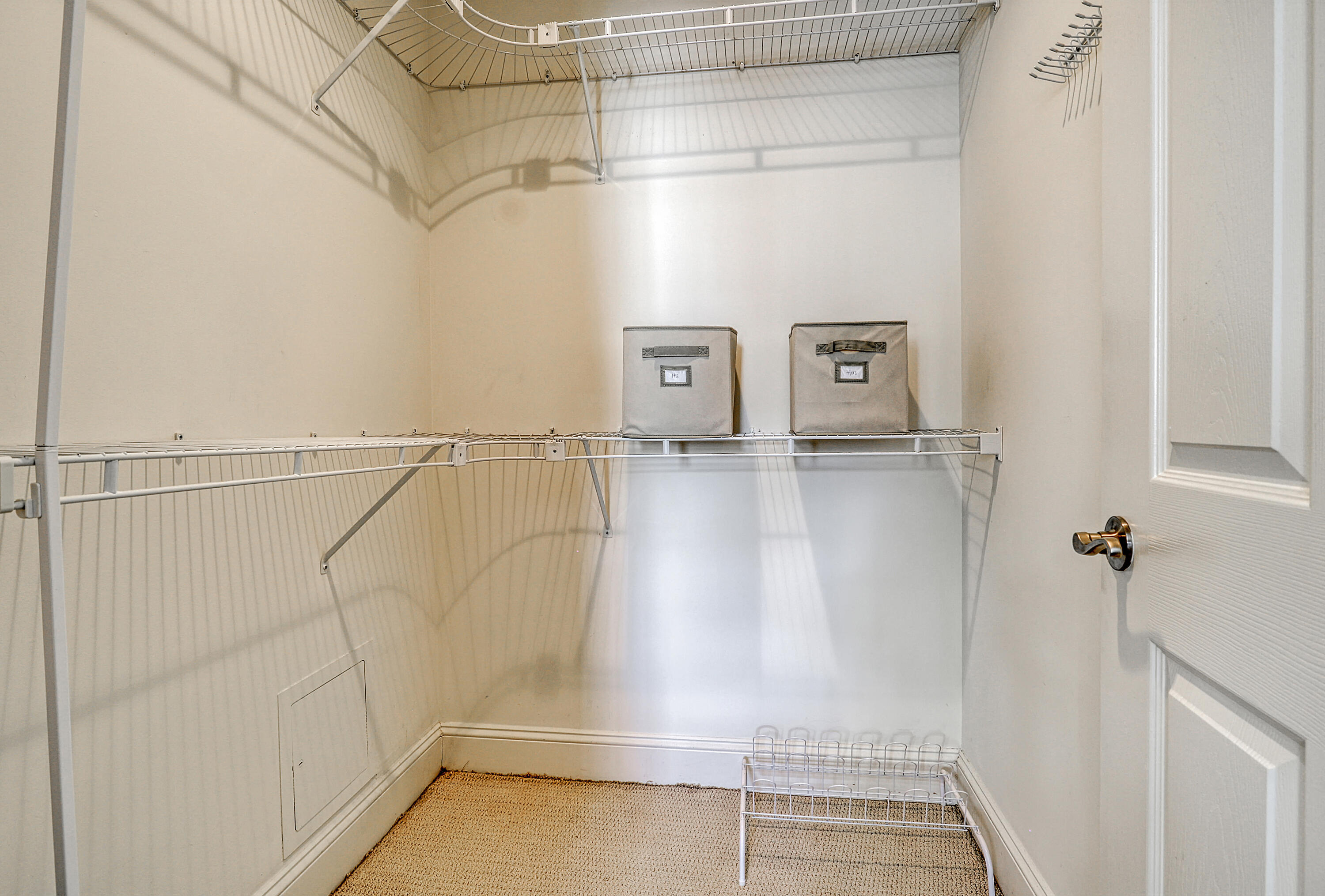 498 Albemarle Road, Unit 315 Charleston, SC 29407 - Photo 19 of 38 Large walk-in closet!