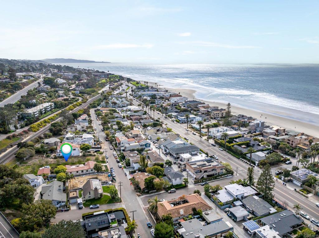 1935 Santa Fe Avenue Del Mar, CA 92014 - Photo 34 of 42 an aerial view of a city