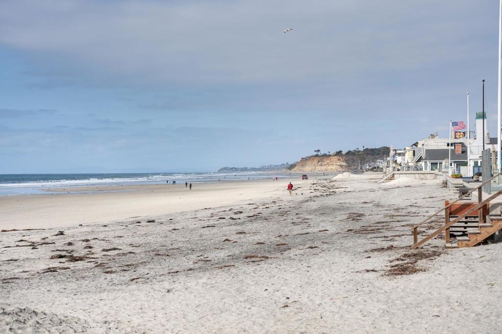1935 Santa Fe Avenue Del Mar, CA 92014 - Photo 39 of 42 a view of ocean view