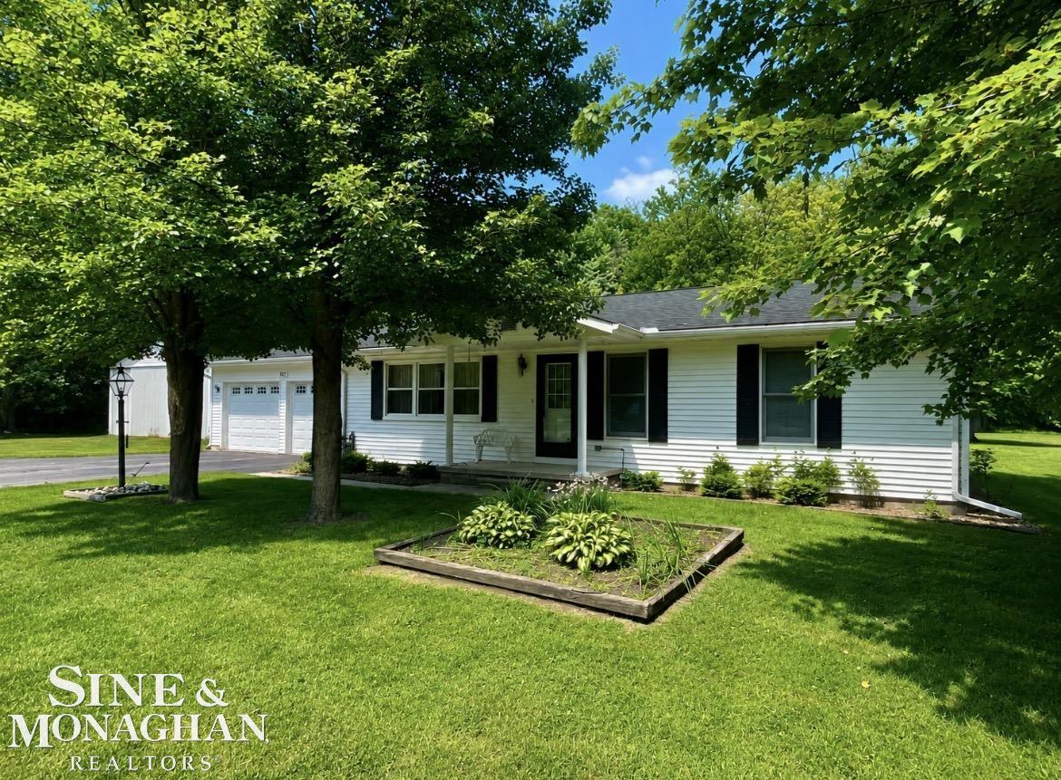 9211 Folkert Road Algonac, MI 48001 - Photo 2 of 48