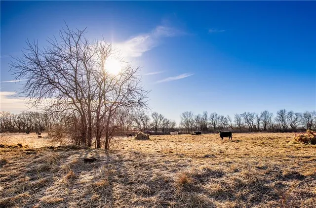 $1,200,000 | 355 Georgia Road, Williamsburg, KS 66095