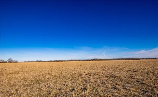 $1,140,000 | 355 Georgia Road, Williamsburg, KS 66095