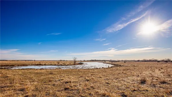$1,140,000 | 355 Georgia Road, Williamsburg, KS 66095