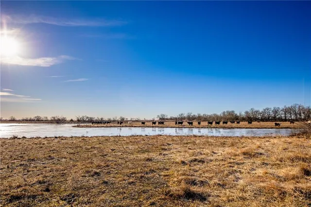 $1,200,000 | 355 Georgia Road, Williamsburg, KS 66095