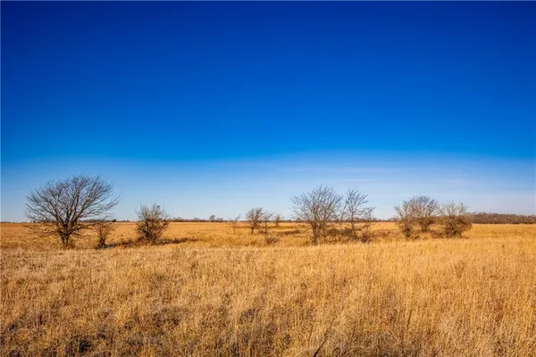 $1,140,000 | 355 Georgia Road, Williamsburg, KS 66095