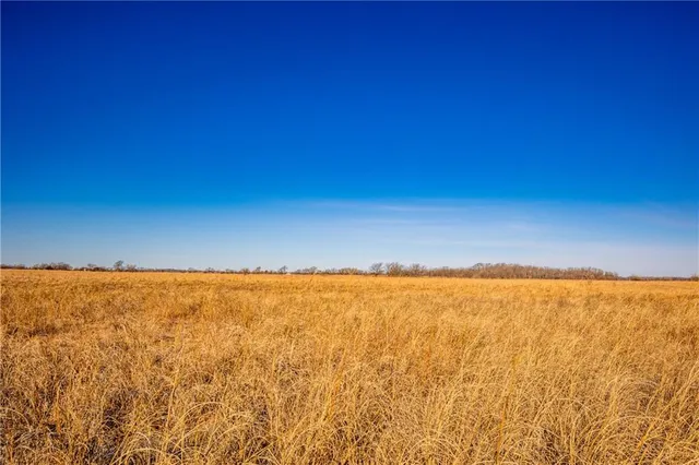 $1,200,000 | 355 Georgia Road, Williamsburg, KS 66095