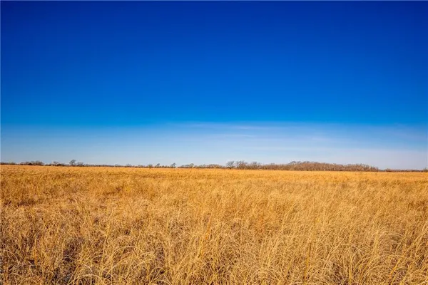 $1,140,000 | 355 Georgia Road, Williamsburg, KS 66095