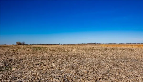 $1,140,000 | 355 Georgia Road, Williamsburg, KS 66095