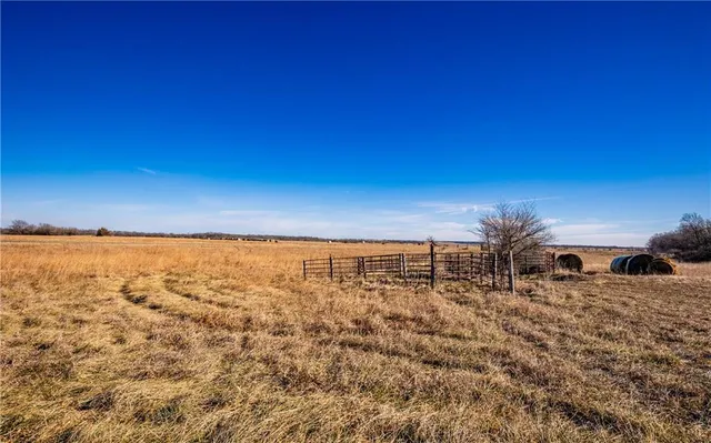 $1,200,000 | 355 Georgia Road, Williamsburg, KS 66095