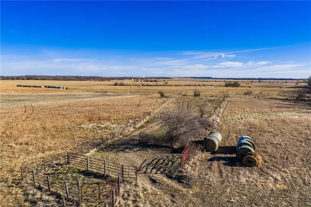 $1,200,000 | 355 Georgia Road, Williamsburg, KS 66095