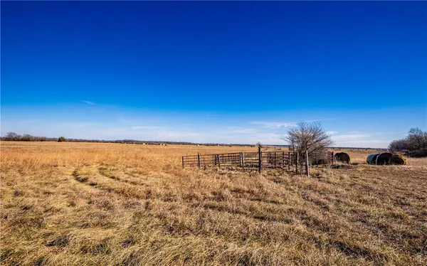$1,140,000 | 355 Georgia Road, Williamsburg, KS 66095