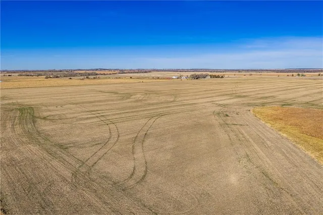 $1,200,000 | 355 Georgia Road, Williamsburg, KS 66095