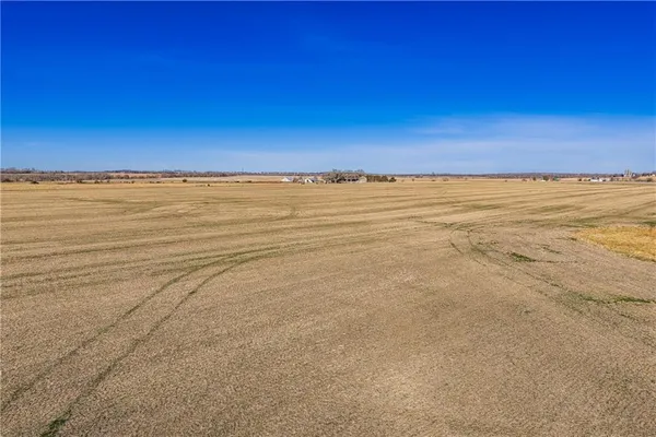 $1,140,000 | 355 Georgia Road, Williamsburg, KS 66095