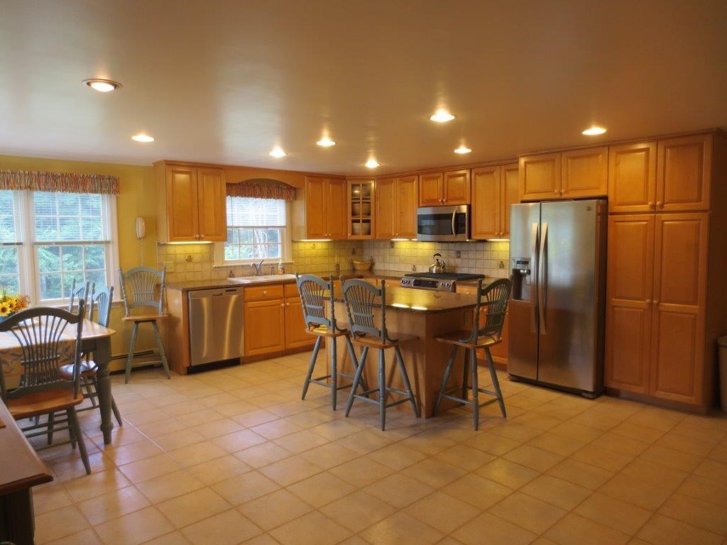 40 Absalona Hill Road Glocester, RI 02814 - Photo 11 of 25