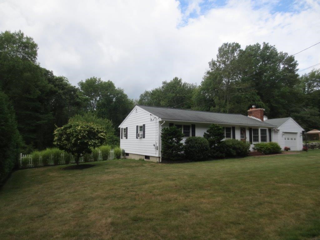 40 Absalona Hill Road Glocester, RI 02814 - Photo 5 of 25