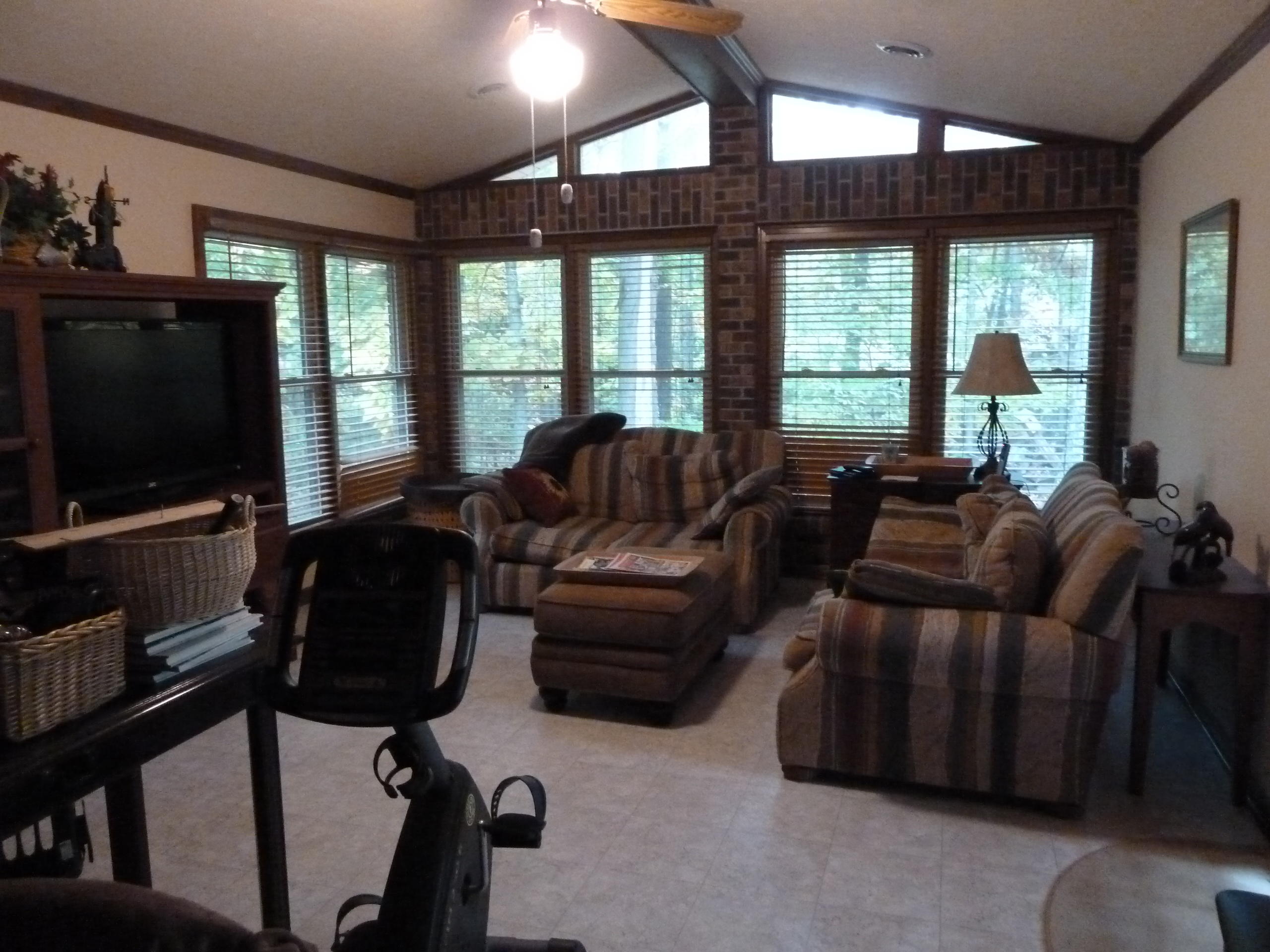 7844 Keswick Road Powell, TN 37849 - Photo 12 of 21 P1210067