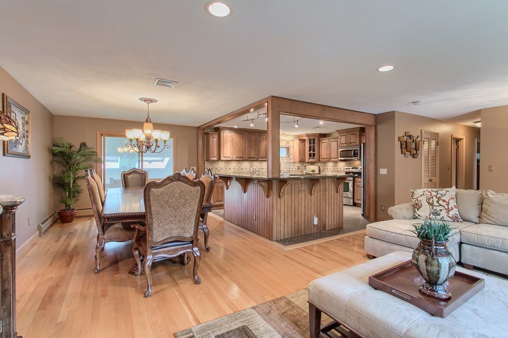 3 Gates Road Peabody, MA 01960 - Photo 6 of 28