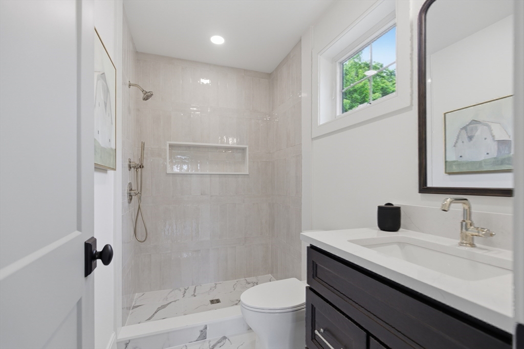 17 Whiting Way Needham, MA 02492 - Photo 31 of 41