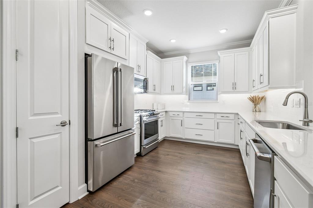4399 Rosatti Road Wesley Chapel, FL 33543 - Photo 8 of 100 Gallery Image 8