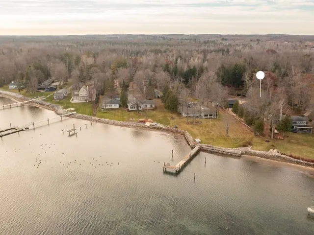$235,000 | 1059 Tacoma Beach Road, Sturgeon Bay, WI 54235