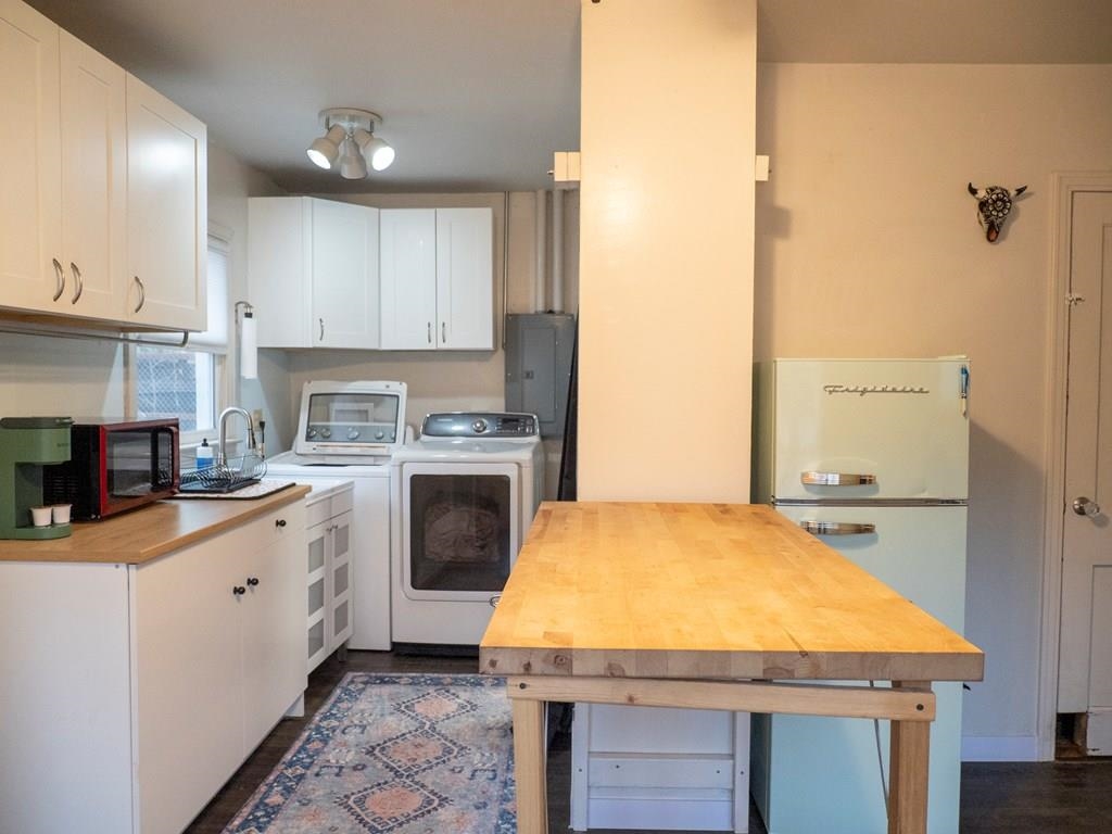 1059 Tacoma Beach Road Sturgeon Bay, WI 54235 - Photo 3 of 16