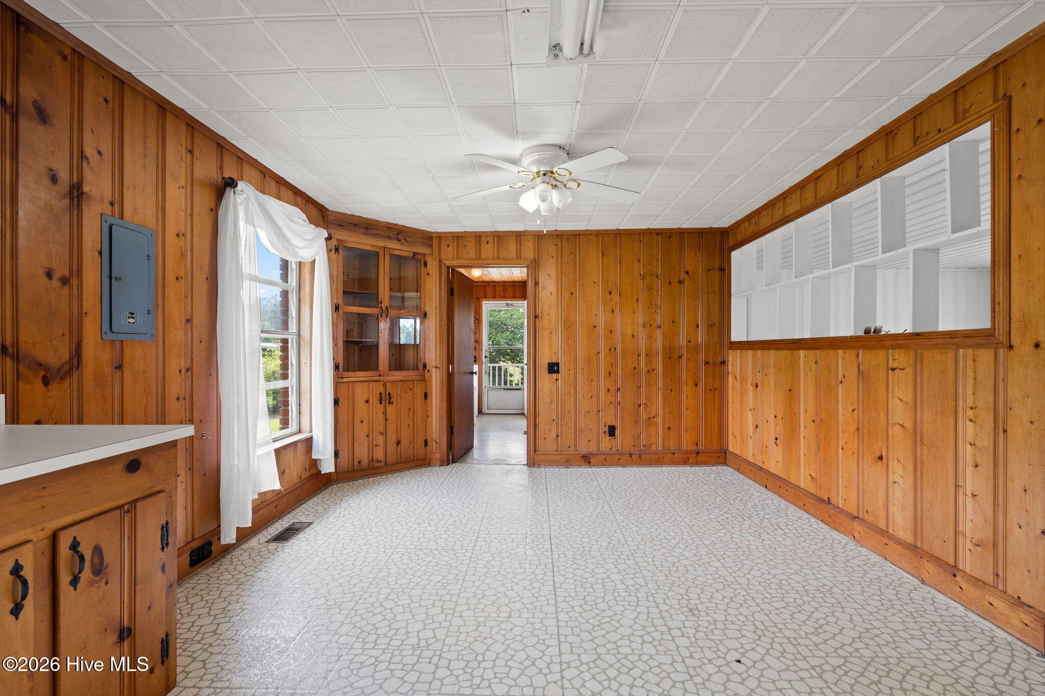 1375 Kenny Jordan Road Tabor City, NC 28463 - Photo 10 of 44 10-web-or-mls-CAMMediaLLC.com (18 of 41)