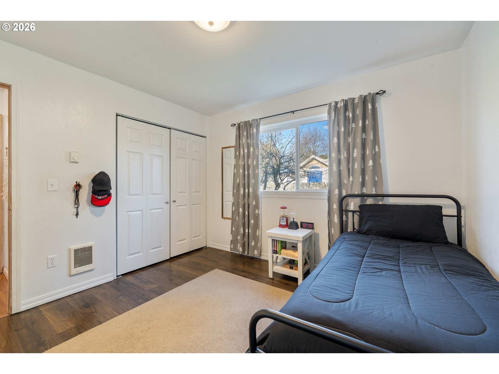 3500 Hawthorne Lane Tillamook, OR 97141 - Photo 17 of 35 a living room with furniture and a window